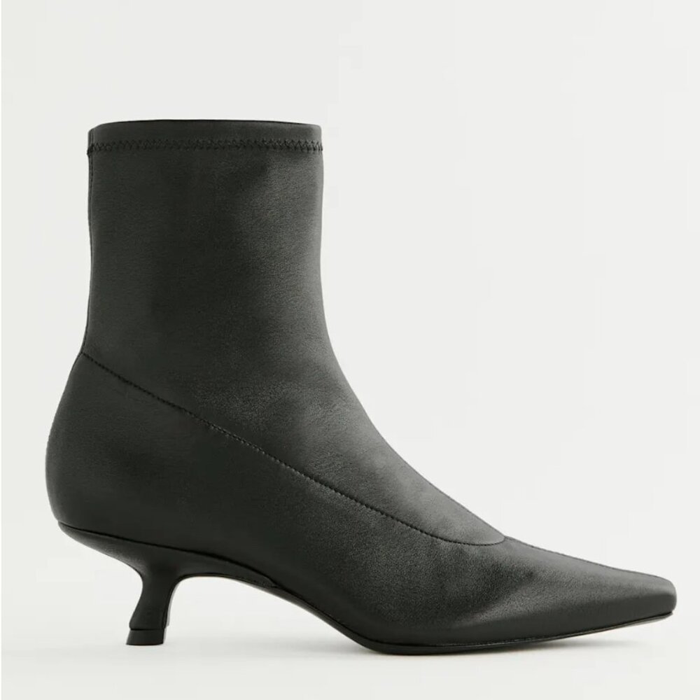 Reformation Onya Ankle Boot - Size 7.5